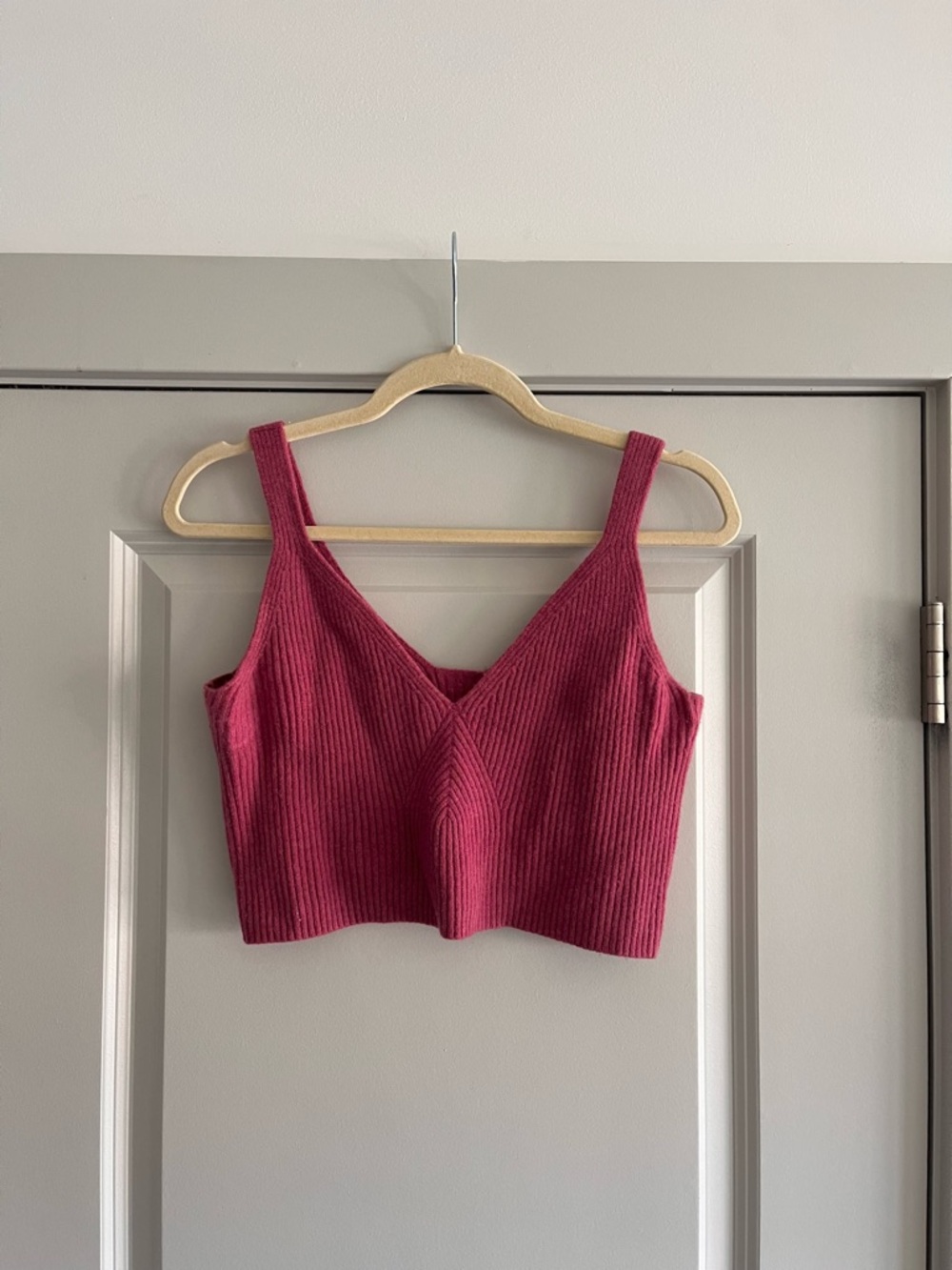 Jcrew Ribbed V-Neck Cropped Tank Top - Berry
